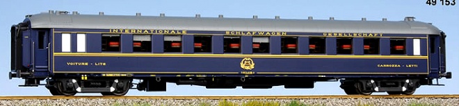 Passenger sleeping car type WL Ub of CIWL in 1971 livery<br /><a href='images/pictures/LS_Models/49153a.jpg' target='_blank'>Full size image</a>